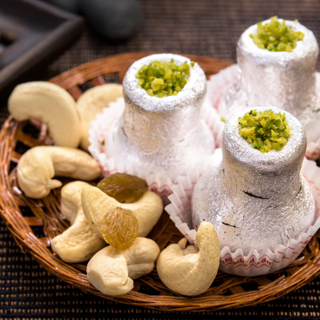 Kaju Kalash